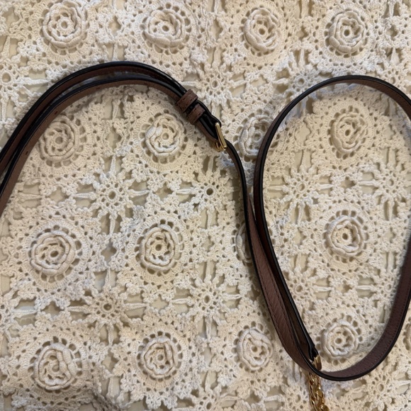 MICHAEL KORS FAWN CROSSBODY BAG EXCELLENT - Picture 5 of 8